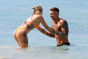 Olivia Buckland nude