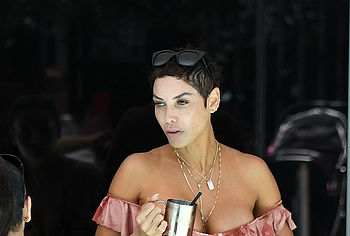 Nicole Murphy nude
