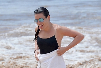 Lea Michele nude