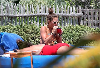 Rebecca Gayheart nude