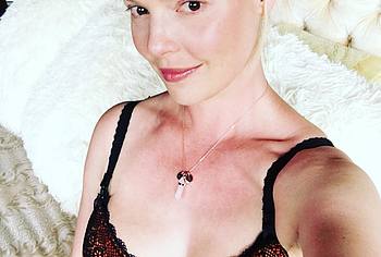 Katherine Heigl nude