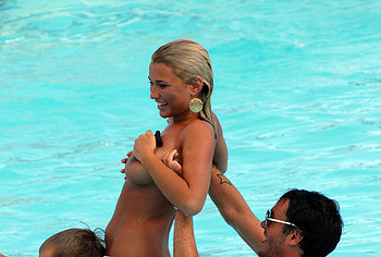 Billie Faiers nude