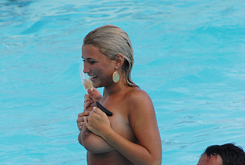 Billie Faiers nude