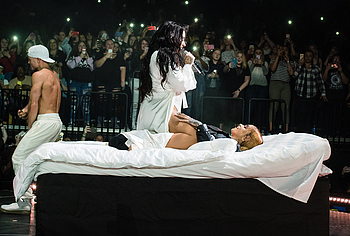 Demi Lovato & Kehlani Tsunami nude