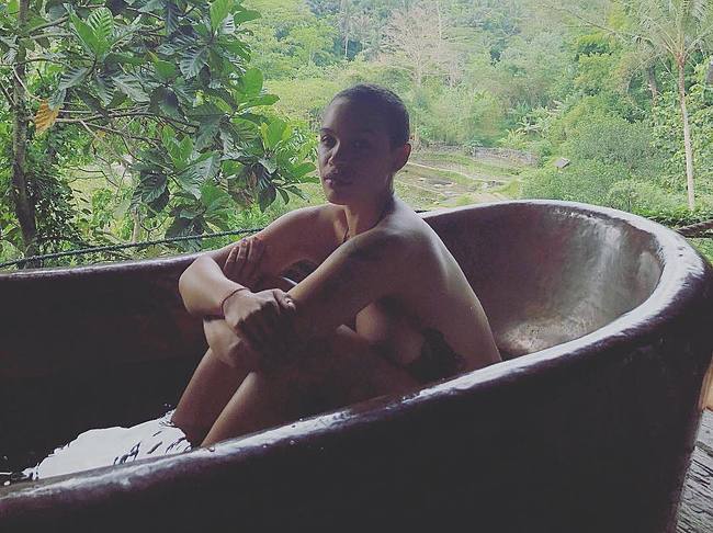 Cleopatra Coleman Nude