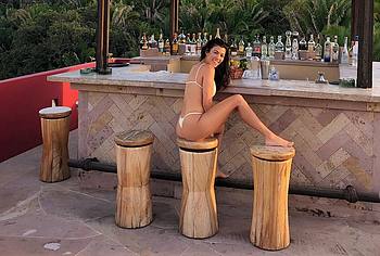 Kourtney Kardashian nude