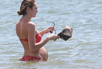 Candice Swanepoel nude