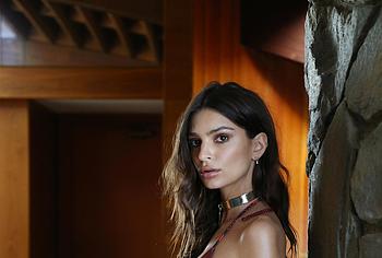 Emily Ratajkowski nude