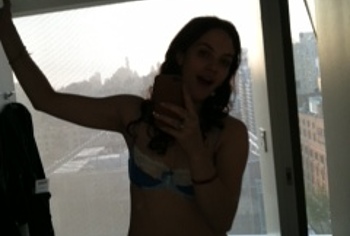 Jessica Brown Findlay nude