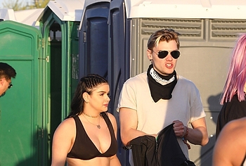 Ariel Winter nude