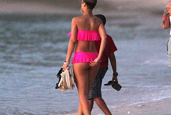 Rihanna nude