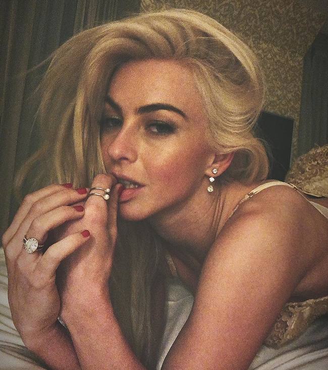 Julianne Hough nude