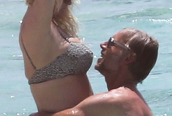 Jessica Simpson nude