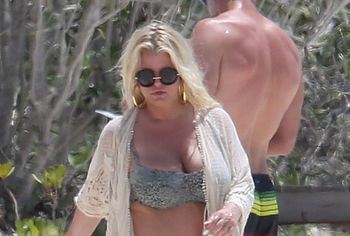 Jessica Simpson nude
