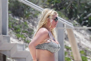 Jessica Simpson nude