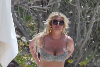 Jessica Simpson nude