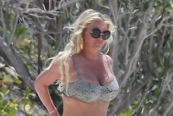 Jessica Simpson nude