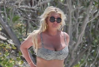 Jessica Simpson nude