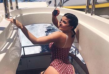 Kylie Jenner nude