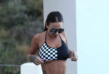 Chantelle Connelly nude