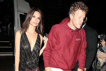 Emily Ratajkowski nude