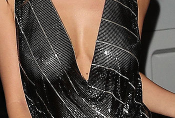 Emily Ratajkowski nude