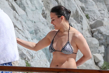 Michelle Rodriguez nude