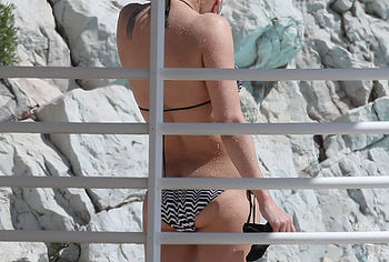 Michelle Rodriguez nude