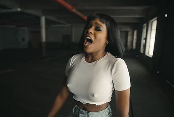Azealia Banks nude