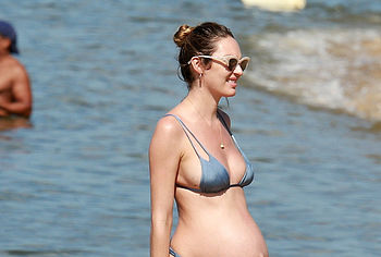 Candice Swanepoel nude