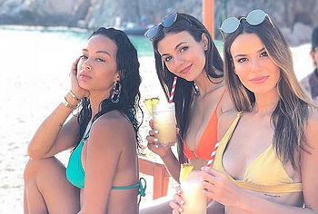 Victoria Justice nude