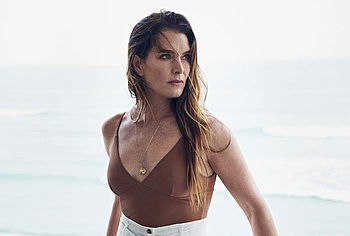 Brooke Shields nude