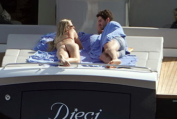 Danielle Knudson nude