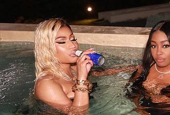 Nicki Minaj nude