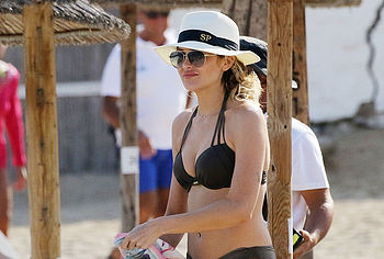 Stephanie Pratt nude