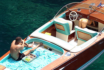 Kourtney Kardashian nude