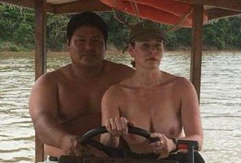Chelsea Handler nude