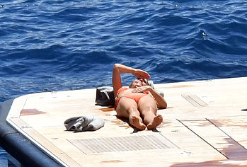 Gwyneth Paltrow nude