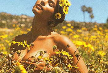 Candice Huffine nude