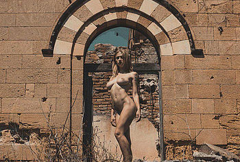 Natasha Legeyda nude