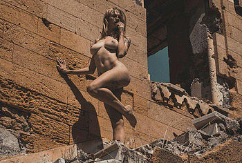 Natasha Legeyda nude