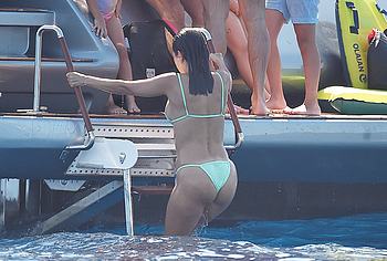 Kourtney Kardashian nude