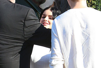 Ariel Winter nude