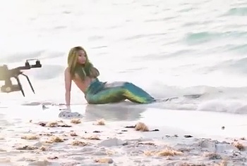 Nicki Minaj nude