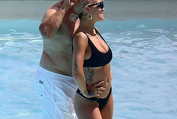 Rita Ora nude