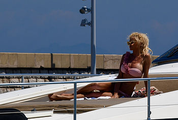 Victoria Silvstedt nude