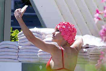 Michelle Hunziker nude