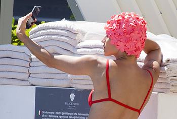 Michelle Hunziker nude