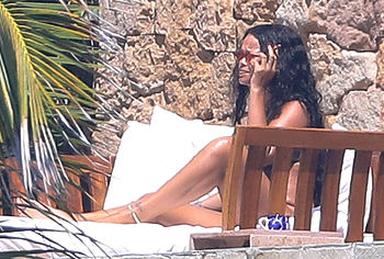 Rihanna nude