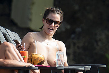 Caroline Flack nude